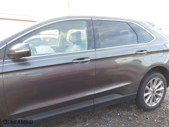2017 Ford Edge Titanium with VIN 2FMPK4K80HBC42618, listed as a IAAI auction lot 41812597 with 83,945 mi miles. Bid and sale history available at carsss.com. Image 14.