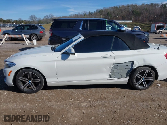 2017 BMW 2 Series 230i with VIN WBA2K9C55HV647200, listed as a IAAI auction lot 41522478 with 81,365 mi miles and . Bid and sale history available at DreamBid. Image 6.