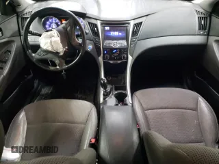 2012 Hyundai Sonata SE with VIN 5NPEC4AB1CH425688, listed as a Copart auction lot 48130535 with 235,099 mi miles and Salvage Title. Bid and sale history available at carsss.com. Image 8.