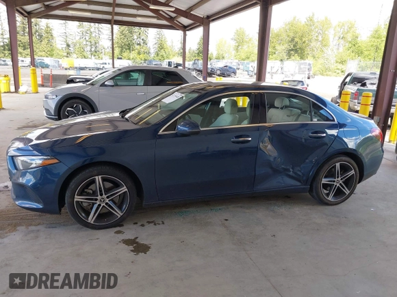 2022 Mercedes-Benz A 220 with VIN W1K3G4FB8NJ331957, listed as a IAAI auction lot 42135448 with 25,934 mi miles and . Bid and sale history available at DreamBid. Image 14.