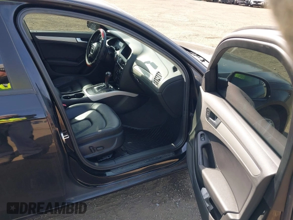 2011 Audi A4 Premium z VIN WAUBFAFL3BN036718, wystawiony jako IAAI lot #41794013 z przebiegiem 99 313 mil mil oraz . Historia ofert i sprzedaży dostępna na DreamBid. Obrazek 5.