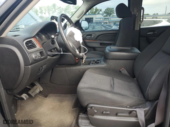2013 Chevrolet Avalanche LS with VIN 3GNMCEE08DG179296, listed as a Copart auction lot 60820204 with 143,886 mi miles and Salvage Title. Bid and sale history available at carsss.com. Image 7.