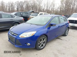 2014 Ford Focus SE with VIN 1FADP3K20EL213393, listed as a IAAI auction lot 41843091 with 125,279 mi miles. Bid and sale history available at carsss.com. Image 2.
