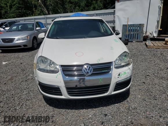 2010 Volkswagen Jetta SE z VIN 3VWRX7AJXAM127675, wystawiony jako Copart lot #56929935 z przebiegiem 169 244 mil mil oraz Nie do naprawy • Non repairable. Historia ofert i sprzedaży dostępna na DreamBid. Obrazek 5.