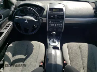 2008 Mitsubishi Galant ES z VIN 4A3AB36F68E024505, wystawiony jako Copart lot #66490814 z przebiegiem 158 436 mil mil oraz Szkoda całkowita • Salvage title. Historia ofert i sprzedaży dostępna na DreamBid. Obrazek 8.