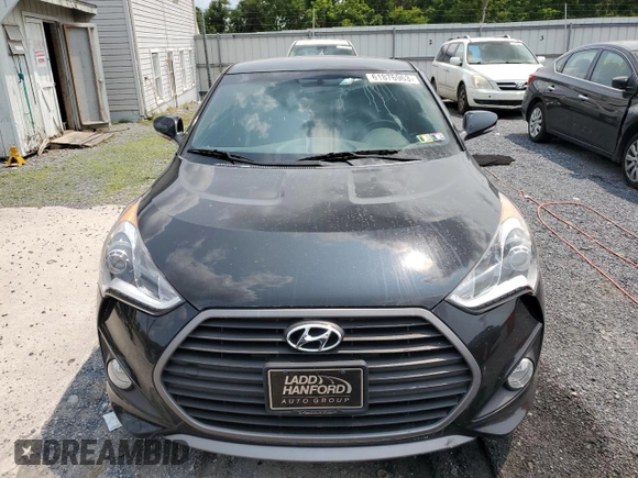 2016 Hyundai Veloster Turbo with VIN KMHTC6AE2GU263929, listed as a Copart auction lot 61876963 with 55,108 mi miles. Bid and sale history available at carsss.com. Image 5.