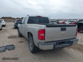 2008 Chevrolet Silverado 1500 Work Truck with VIN 1GCEC19C88Z234345, listed as a IAAI auction lot 41641815 with 123,050 mi miles. Bid and sale history available at carsss.com. Image 3.