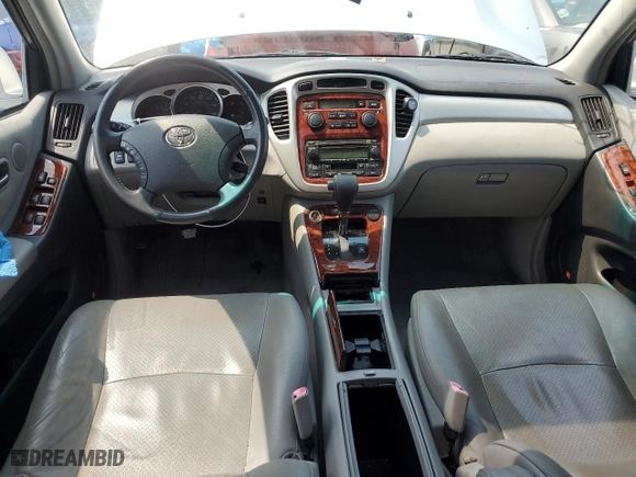 2005 Toyota Highlander with VIN JTEDP21A450088909, listed as a Copart auction lot 51628585 with 245,526 mi miles and Salvage Title. Bid and sale history available at carsss.com. Image 8.