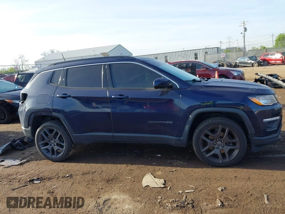 2018 Jeep Compass Altitude with VIN 3C4NJDBB5JT442950, listed as a IAAI auction lot 41989701 with 103,221 mi miles and . Bid and sale history available at carsss.com. Image 14.