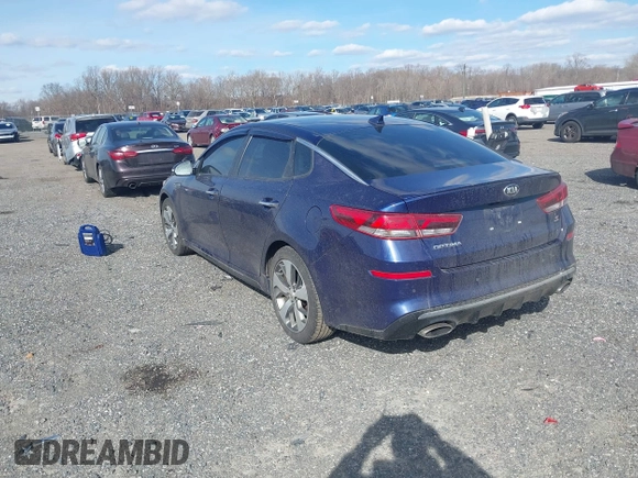 2020 Kia Optima LX with VIN 5XXGT4L37LG403219, listed as a IAAI auction lot 41689168 with 73,785 mi miles. Bid and sale history available at carsss.com. Image 3.