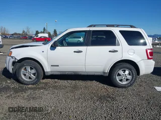 2008 Ford Escape XLT with VIN 1FMCU93178KA09476, listed as a IAAI auction lot 41556200 with 190,149 mi miles. Bid and sale history available at carsss.com. Image 14.