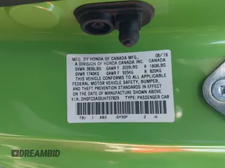 2018 Honda Civic Si Coupe with VIN 2HGFC3A59JH757829, listed as a IAAI auction lot 41509057 with 107,741 mi miles. Bid and sale history available at carsss.com. Image 9.