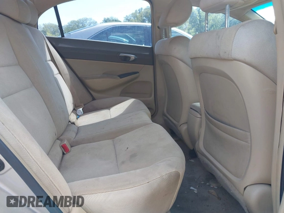2006 Honda Civic LX z VIN 1HGFA16586L083119, wystawiony jako IAAI lot #42237313 z przebiegiem Nie podano mil oraz . Historia ofert i sprzedaży dostępna na DreamBid. Obrazek 8.
