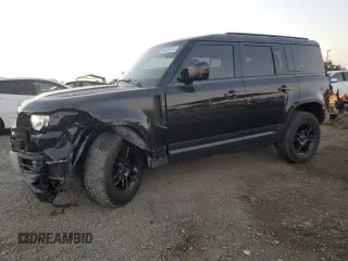 2023 Land Rover Defender z VIN SALEK7EX2P2143408, wystawiony jako Copart lot #86923074 z przebiegiem 44 686 mil mil oraz Szkoda całkowita • Salvage title. Historia ofert i sprzedaży dostępna na DreamBid. Obrazek 1.