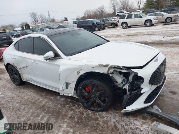 2022 Genesis G70 3.3T with VIN KMTG54TE0NU084062, listed as a IAAI auction lot 41334467 with 39,923 mi miles. Bid and sale history available at carsss.com. Image 13.