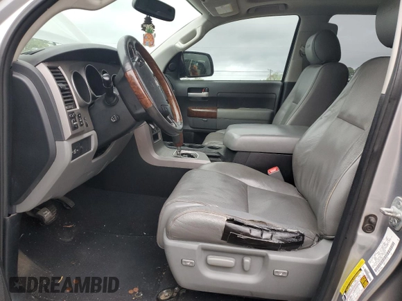 2013 Toyota Tundra Limited z VIN 5TFFY5F18DX136180, wystawiony jako Copart lot #51525745 z przebiegiem Nie podano mil oraz Szkoda całkowita • Salvage title. Historia ofert i sprzedaży dostępna na DreamBid. Obrazek 7.
