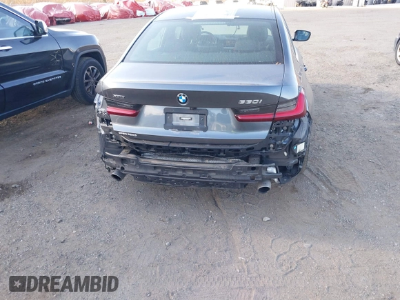 2022 BMW 3 Series 330i xDrive with VIN 3MW5R7J01N8C32331, listed as a IAAI auction lot 40766569 with 27,105 mi miles. Bid and sale history available at carsss.com. Image 6.