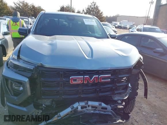 2024 GMC Canyon 4WD Elevation with VIN 1GTP6BEK9R1205603, listed as a IAAI auction lot 41485820 with 8,408 mi miles. Bid and sale history available at carsss.com. Image 12.