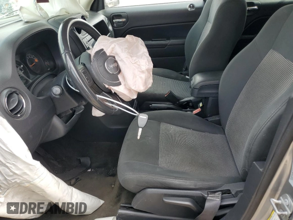 2017 Jeep Patriot High Altitude with VIN 1C4NJPFA5HD122871, listed as a Copart auction lot 50761645 with 105,186 mi miles and Salvage Title. Bid and sale history available at carsss.com. Image 7.