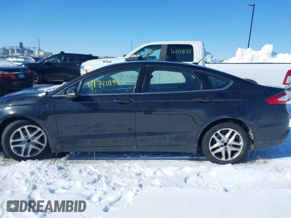 2015 Ford Fusion SE with VIN 1FA6P0H73F5102269, listed as a IAAI auction lot 41741098 with 121,926 mi miles. Bid and sale history available at carsss.com. Image 13.