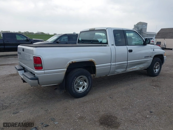 2001 Dodge Ram 1500 with VIN 3B7HC13ZX1G727489, listed as a IAAI auction lot 42033851 with 211,071 mi miles. Bid and sale history available at carsss.com. Image 4.