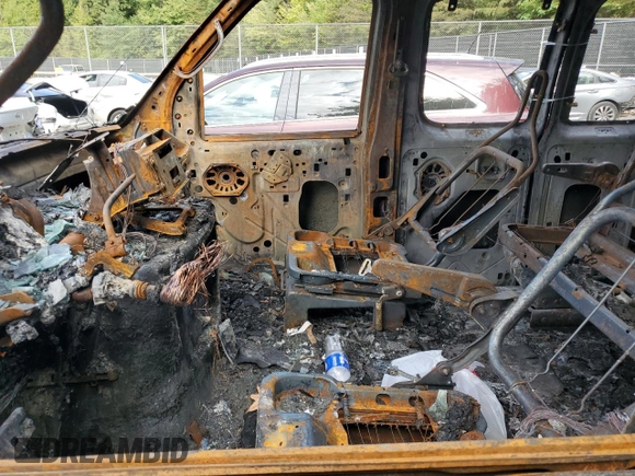 2011 Ford Econoline Passenger XL with VIN 1FBNE3BL5BDA78418, listed as a Copart auction lot 70176784 with Not Provided miles and Salvage Title. Bid and sale history available at DreamBid. Image 7.