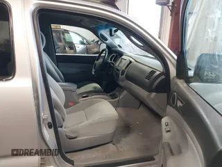 2011 Toyota Tacoma with VIN 3TMMU4FN1BM031502, listed as a IAAI auction lot 41333647 with 151,373 mi miles and . Bid and sale history available at DreamBid. Image 5.