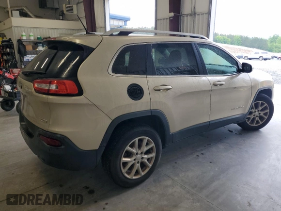2015 Jeep Cherokee Latitude with VIN 1C4PJMCB0FW650372, listed as a Copart auction lot 54537785 with Not Provided miles and Clean Title. Bid and sale history available at carsss.com. Image 3.