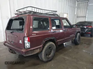 2000 Jeep Cherokee Classic with VIN 1J4FF58S5YL202378, listed as a IAAI auction lot 40864657 with Not provided miles and . Bid and sale history available at DreamBid. Image 4.