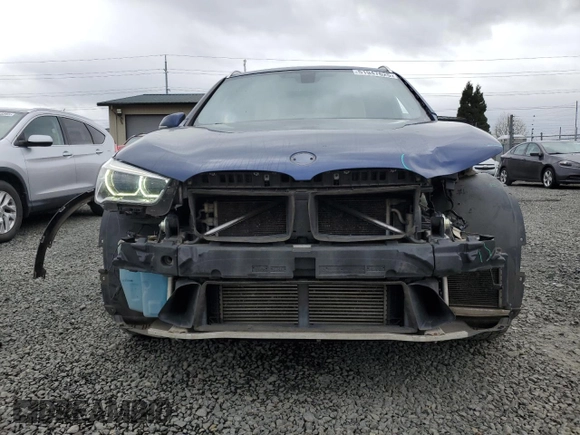 2016 BMW X1 xDrive28i with VIN WBXHT3C33G5E49242, listed as a Copart auction lot 51947625 with 105,538 mi miles and Salvage Title. Bid and sale history available at carsss.com. Image 5.