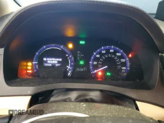 2010 Lexus HS 250h z VIN JTHBB1BA5A2023650, wystawiony jako Copart lot #87910785 z przebiegiem 260 834 mil mil oraz Szkoda całkowita • Salvage title. Historia ofert i sprzedaży dostępna na DreamBid. Obrazek 9.