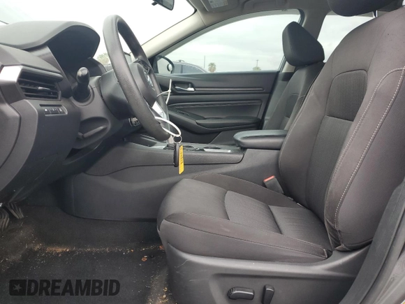 2020 Nissan Altima S with VIN 1N4BL4BV7LC204738, listed as a Copart auction lot 55827275 with 80,667 mi miles and Salvage title. Bid and sale history available at DreamBid. Image 7.