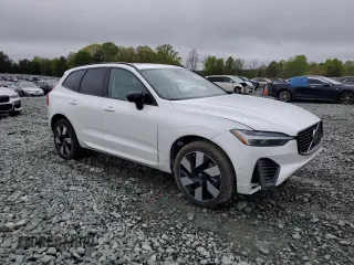 2025 Volvo XC60 Ultra с VIN YV4H60RM8S1054504, выставлен на аукционе Copart как лот 52812715 с пробегом 1 752 миль миль и Списание • Salvage title. История ставок и продаж доступна на DreamBid. Изображение 4.