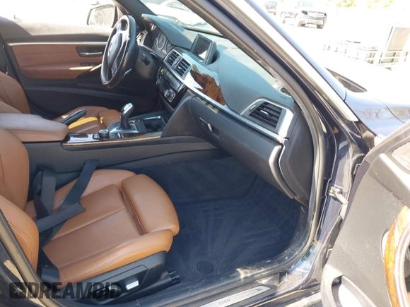 2017 BMW 3 Series 340i with VIN WBA8B3G34HNU36490, listed as a IAAI auction lot 41990840 with Not Provided miles and . Bid and sale history available at carsss.com. Image 5.
