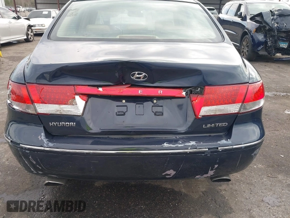 2006 Hyundai Azera SE with VIN KMHFC46F86A110023, listed as a IAAI auction lot 41427898 with 197,837 mi miles and . Bid and sale history available at DreamBid. Image 6.