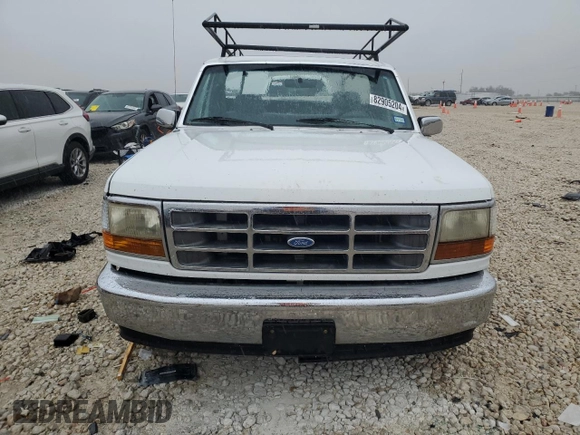 1994 Ford F-150 with VIN 1FTDF15Y3RLA56000, listed as a Copart auction lot 82905204 with 281,907 mi miles and Salvage Title. Bid and sale history available at carsss.com. Image 5.