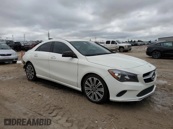 2018 Mercedes-Benz CLA 250 z VIN WDDSJ4EB7JN592630, wystawiony jako Copart lot #53271775 z przebiegiem 84 383 mil mil oraz Szkoda całkowita • Salvage title. Historia ofert i sprzedaży dostępna na DreamBid. Obrazek 4.
