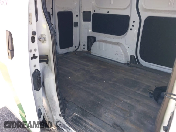 2015 Nissan NV200 SV with VIN 3N6CM0KN3FK708817, listed as a IAAI auction lot 41716806 with 132,296 mi miles and . Bid and sale history available at carsss.com. Image 8.