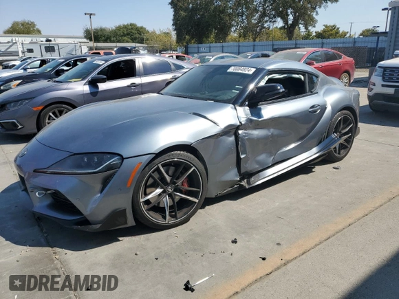 2021 Toyota GR Supra 3.0 with VIN WZ1DB0C01MW042477, listed as a Copart auction lot 70084924 with 59,925 mi miles and Salvage Title. Bid and sale history available at carsss.com. Image 1.