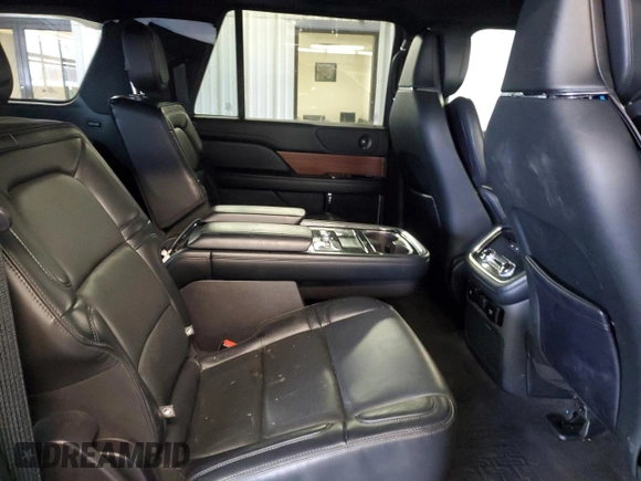 2019 Lincoln Navigator Reserve z VIN 5LMJJ3LT4KEL05430, wystawiony jako Copart lot #41456055 z przebiegiem 76 476 mil mil oraz Szkoda całkowita • Salvage title. Historia ofert i sprzedaży dostępna na DreamBid. Obrazek 11.
