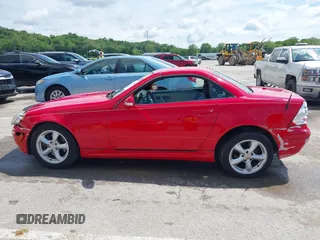 2001 Mercedes-Benz SLK 230/320 with VIN WDBKK65FX1F211044, listed as a IAAI auction lot 42210103 with 139,226 mi miles and . Bid and sale history available at DreamBid. Image 15.