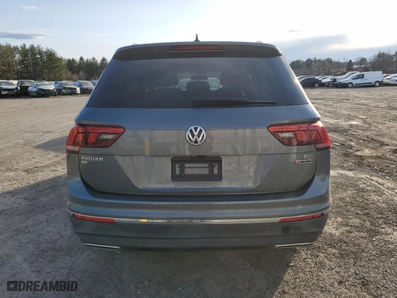 2018 Volkswagen Tiguan SEL with VIN 3VV2B7AX6JM160942, listed as a Copart auction lot 47966535 with 104,333 mi miles and Salvage Title. Bid and sale history available at carsss.com. Image 6.