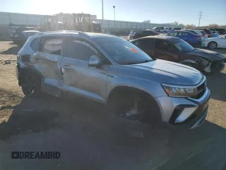 2023 Volkswagen Taos SE z VIN 3VVNX7B21PM308277, wystawiony jako Copart lot #82367714 z przebiegiem Nie podano mil oraz Nie do naprawy • Non repairable. Historia ofert i sprzedaży dostępna na DreamBid. Obrazek 4.