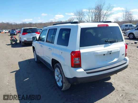 2011 Jeep Patriot Sport with VIN 1J4NT1GA4BD224041, listed as a IAAI auction lot 41934301 with 118,124 mi miles and . Bid and sale history available at carsss.com. Image 3.