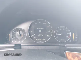 2007 Mercedes-Benz E 350 z VIN WDBUF56X87B133345, wystawiony jako IAAI lot #39859440 z przebiegiem Nie podano mil oraz . Historia ofert i sprzedaży dostępna na DreamBid. Obrazek 7.