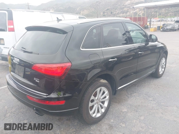 2015 Audi Q5 Premium with VIN WA1CFAFPXFA003961, listed as a IAAI auction lot 42061872 with 150,601 mi miles. Bid and sale history available at carsss.com. Image 4.