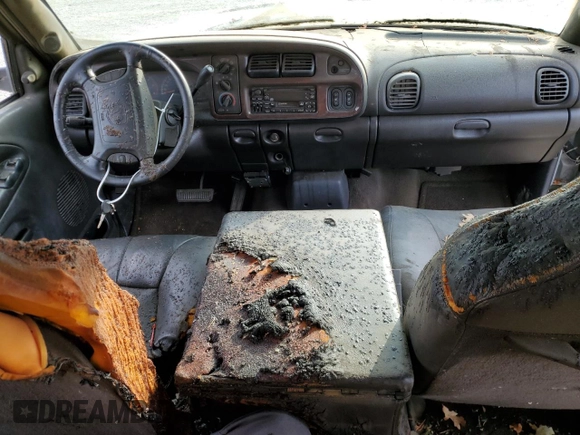 2001 Dodge 3500 z VIN 1B7MC33W71J574245, wystawiony jako Copart lot #84877774 z przebiegiem 200 945 mil mil oraz Szkoda całkowita • Salvage title. Historia ofert i sprzedaży dostępna na DreamBid. Obrazek 8.