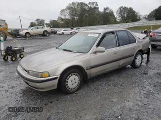 1991 Honda Accord z VIN 1HGCB7657MA205500, wystawiony jako Copart lot #79526994 z przebiegiem 242 211 mil mil oraz Nie do naprawy • Non repairable. Historia ofert i sprzedaży dostępna na DreamBid. Obrazek 1.