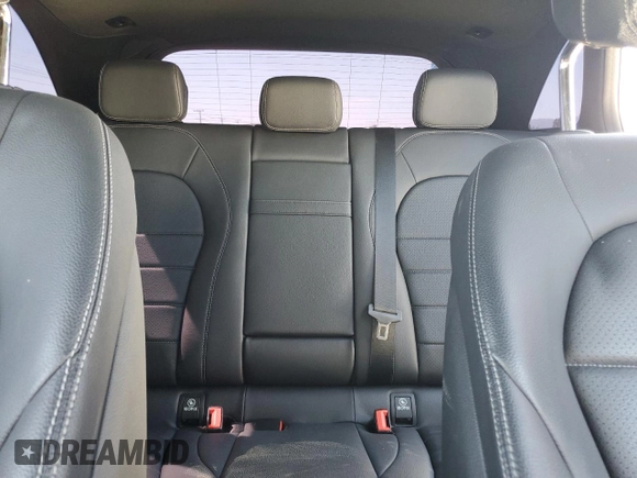 2019 Mercedes-Benz GLC 300 with VIN WDC0G4JB9KF570270, listed as a Copart auction lot 57826905 with 39,470 mi miles and Salvage title. Bid and sale history available at DreamBid. Image 10.