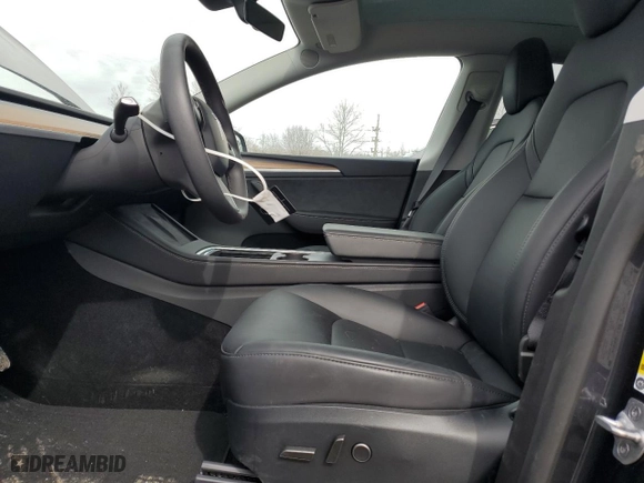 2024 Tesla Model Y Long Range with VIN 7SAYGDEE3RA244878, listed as a Copart auction lot 45097225 with 10,323 mi miles and Salvage Title. Bid and sale history available at carsss.com. Image 7.
